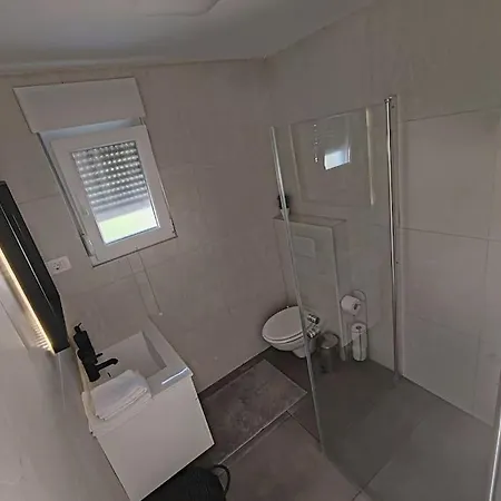 Διαμέρισμα Apartman Pilot *
